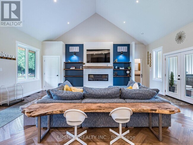 Building Photo - 423474 6 CONCESSION