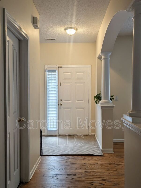 Foto del edificio - 518 Grafton Ct