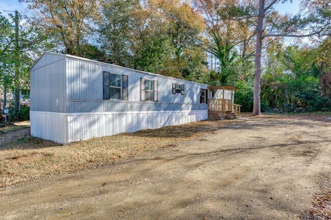 Building Photo - 7228 Hilo St