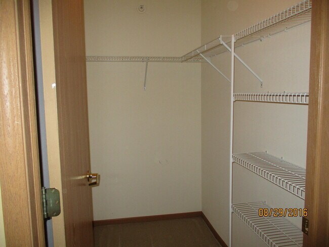 Foto del edificio - 6935 70th Ct