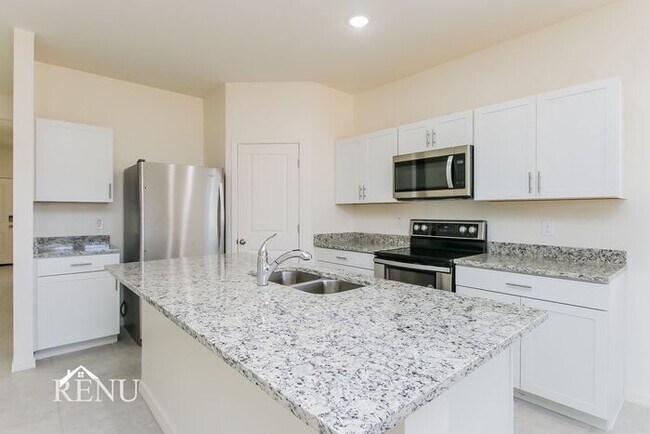 Foto del edificio - 35396 W San Capistrano Ave