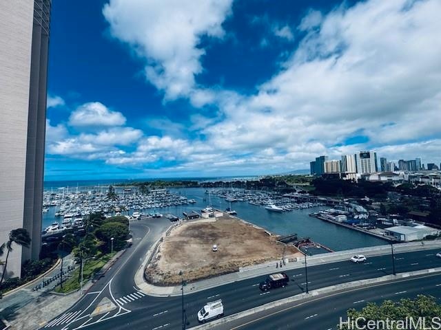 Foto del edificio - 1676 Ala Moana Blvd