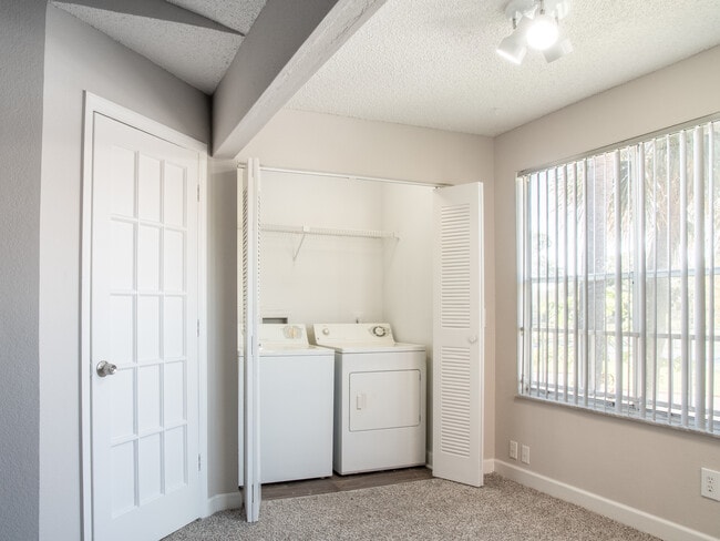 Building Photo - Tivoli Park