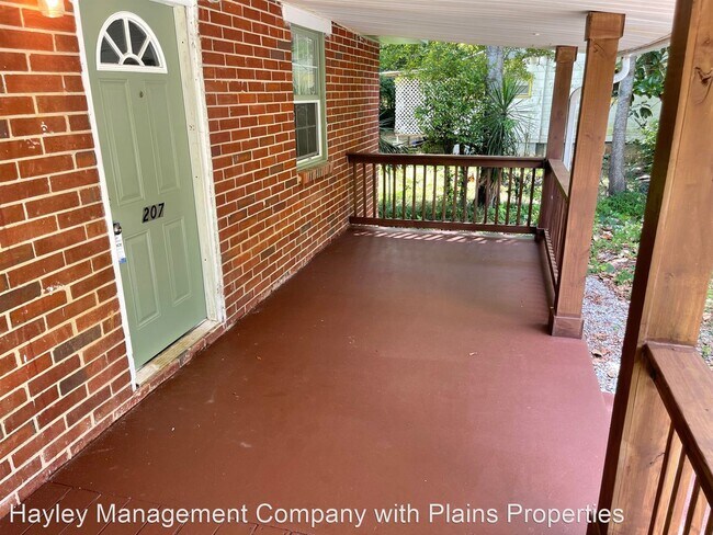 Foto del edificio - 2 br, 1 bath House - 207 Smith Ct - 207