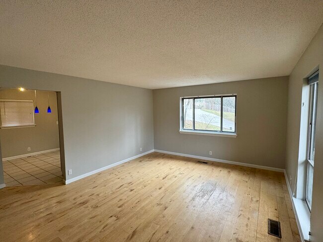 Foto del edificio - 1441 Palisades Rd