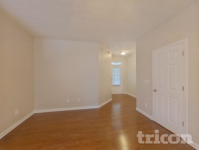 Foto del edificio - 750 Mountain Laurel Dr