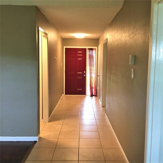 Building Photo - 22419 Coriander Dr