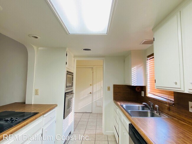 Foto del edificio - 2 br, 2 bath House - 1115 E. Yale Ave.