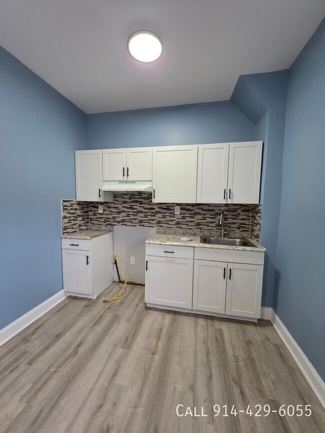 Foto del edificio - 194 1/2 Buena Vista Ave-