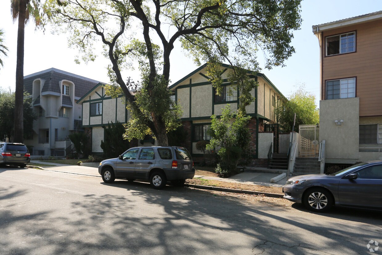 Foto principal - 446-448 Myrtle St