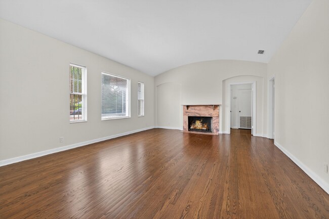 Foto del edificio - 737 19th Ave N