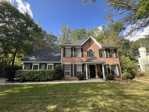 Building Photo - 359 Estate Ave