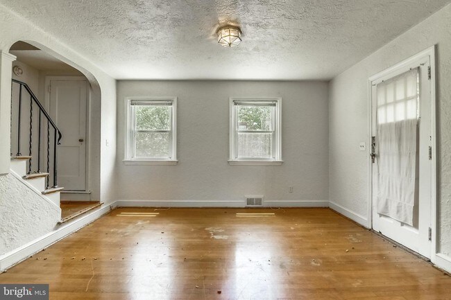 Foto del edificio - 6-A E Bellefonte Ave