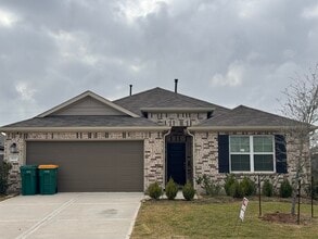 Building Photo - 5017 Evergreen Dr