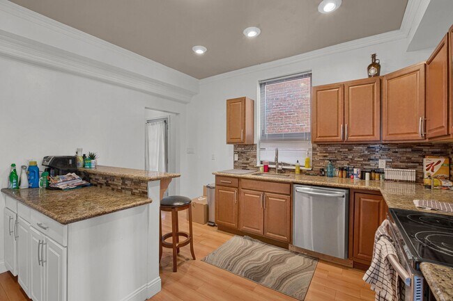 Foto del edificio - 1721 Edwards Way