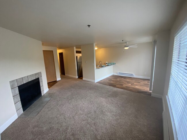 Sala de estar - 13775 Interurban Ave S