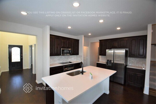 Foto del edificio - 1504 Smoke Signal Ln