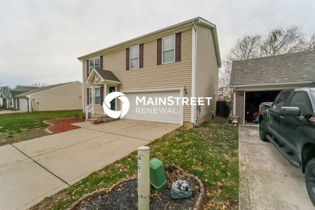 Building Photo - 4 Bedroom Pet-Friendly Home in Louisville, KY with Main Street Renewal