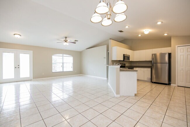 Foto del edificio - 1531 SE 42nd Terrace