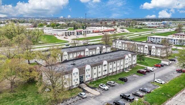 Foto del edificio - Douglas Park Apartments