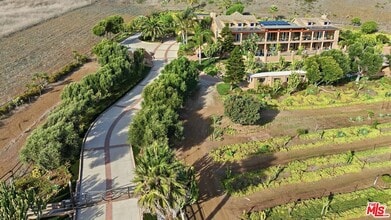 Building Photo - 34077 Pacific Coast Hwy