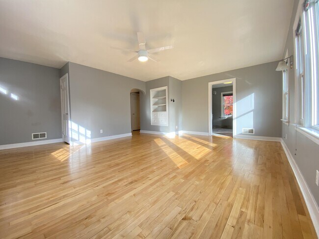 Foto del edificio - 1536 7th Ave NE