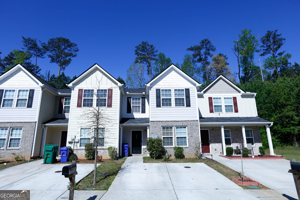 2554 Piering Dr, Stonecrest, GA 30038 Townhome Rentals in Stonecrest