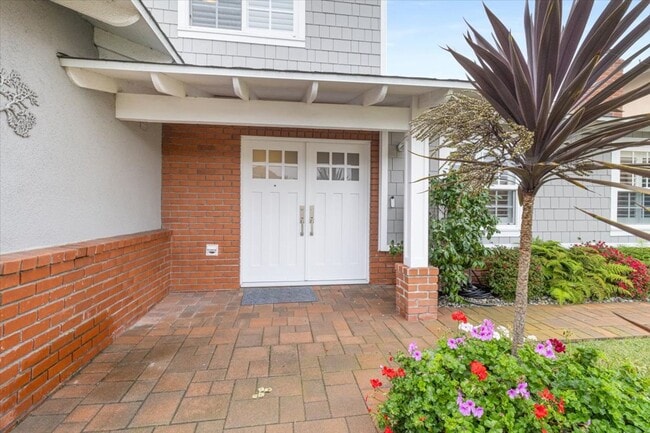 Foto del edificio - Beautiful Marble Estates Home