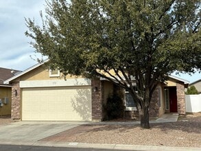 Building Photo - 1526 Las Sendas Dr