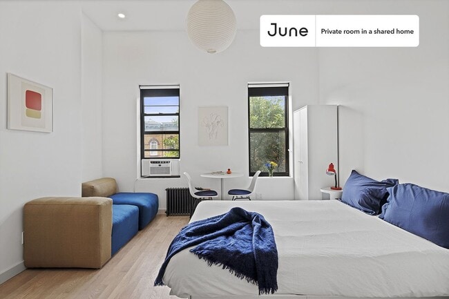 Foto del edificio - Room in Shared 3 bed/3 bath home