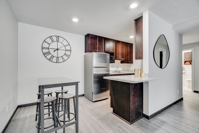 Foto del edificio - Fine Living at Aquila Park & Royal Park