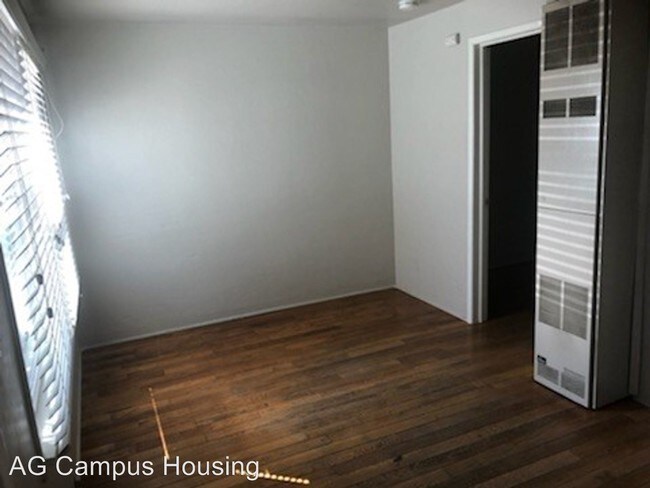 Foto del edificio - 2057-2059 NW Jackson Ave