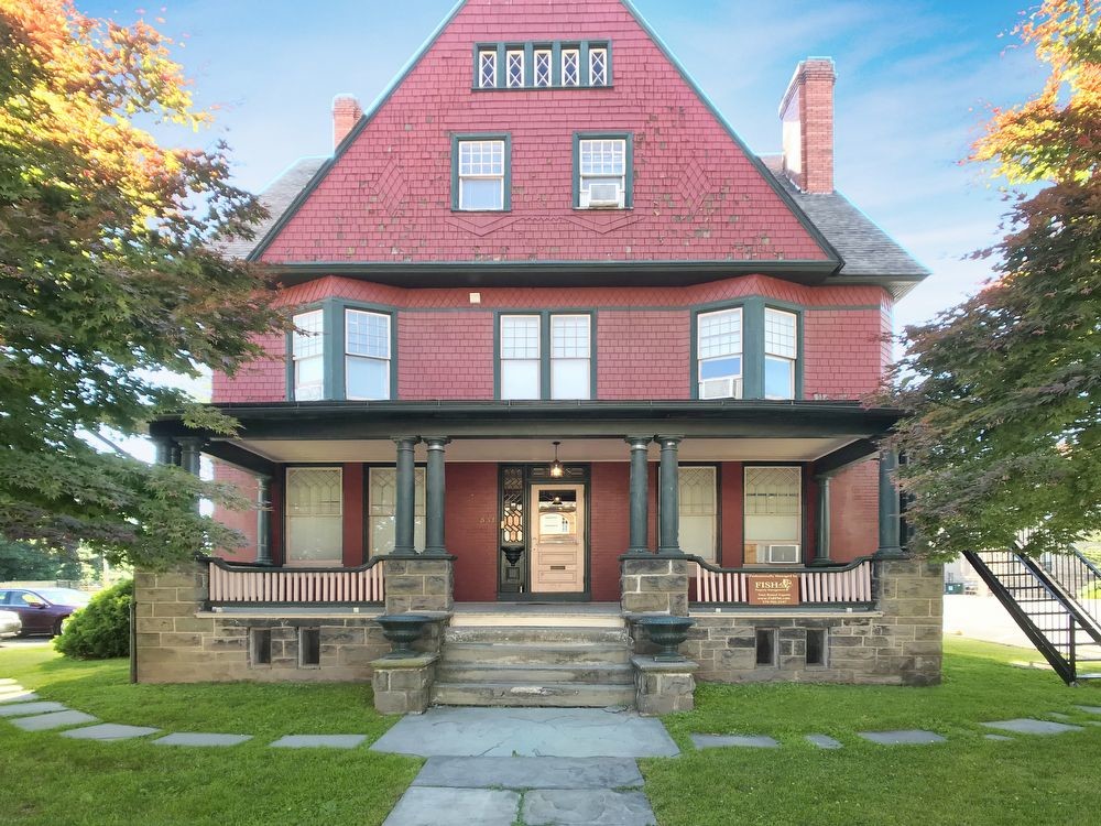 Primary Photo - 331 Campbell St