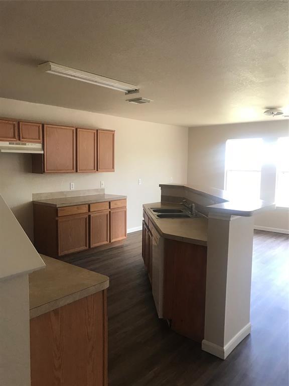 Foto del edificio - 8131 Chancewood Ln
