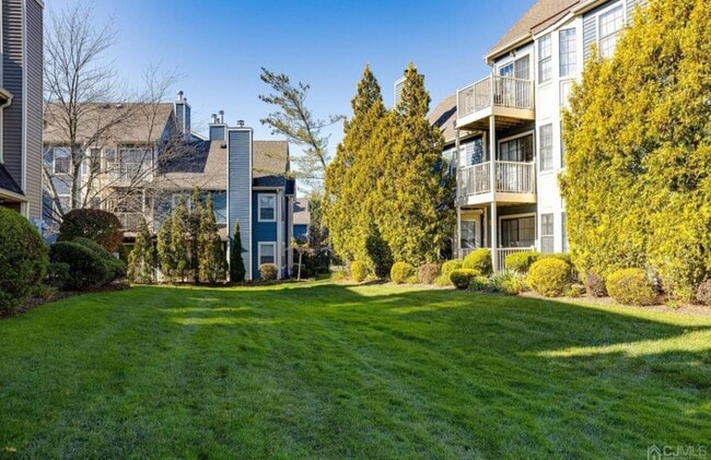 Building Photo - 117 Longfield Ct