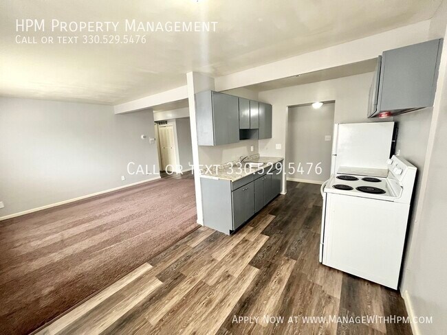 Foto del edificio - 16210 Maple Heights Blvd