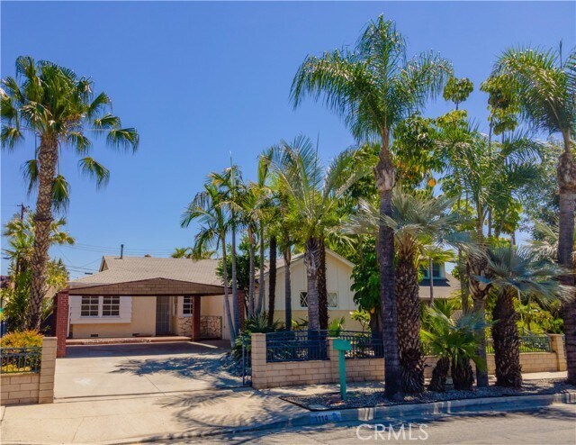Primary Photo - 1114 N Bonnie Cove Ave