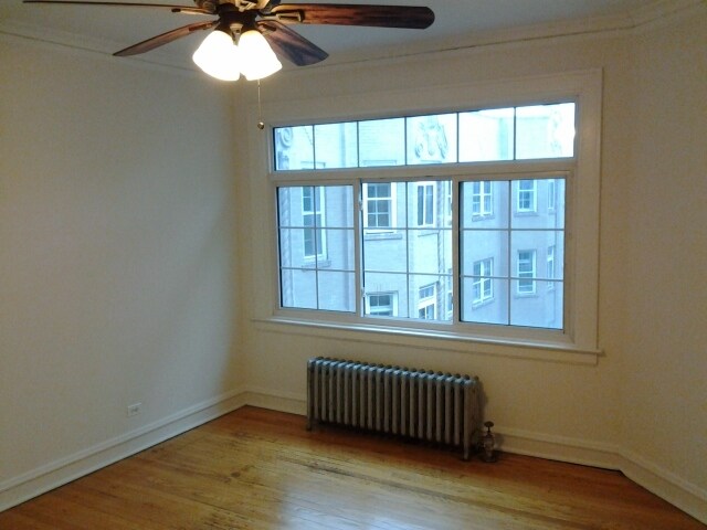 Building Photo - 4524 N Wolcott Ave