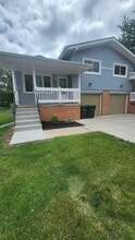 Building Photo - 5633 Parker St