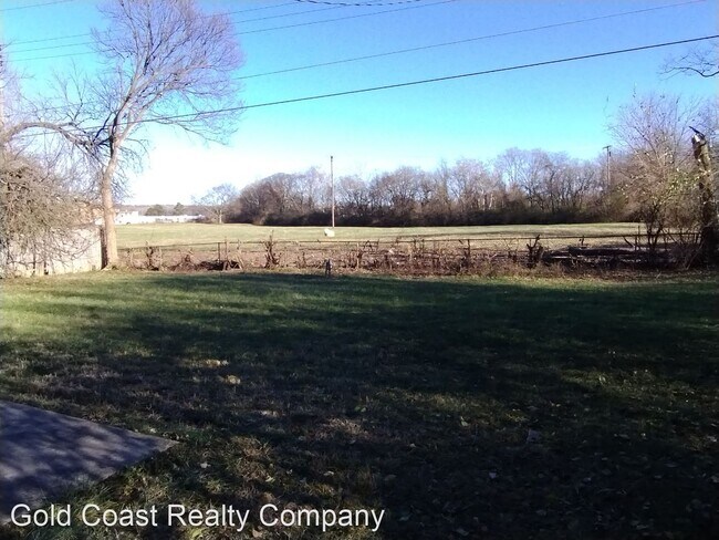 Building Photo - 3 br, 1 bath House - 4466 Gaiter Lane