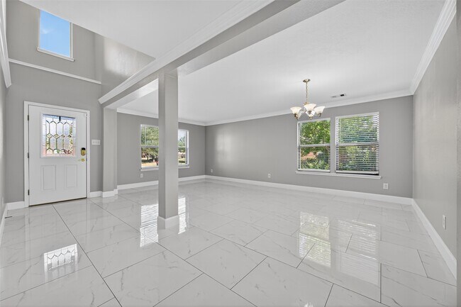 Foto del edificio - 18603 Morgans Forest Ln