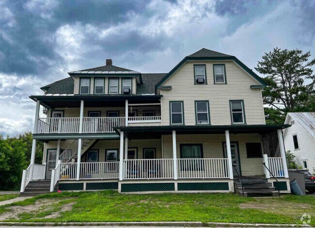 Building Photo - 32 Wesley Dr