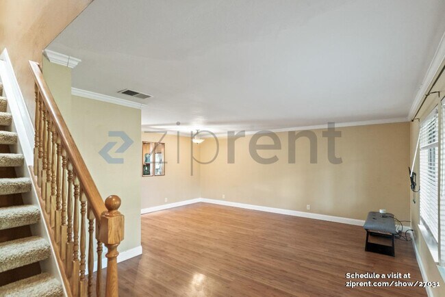 Foto del edificio - 4754 Clear River Ct