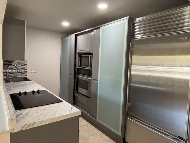 Foto del edificio - 543 SW 61st Terrace