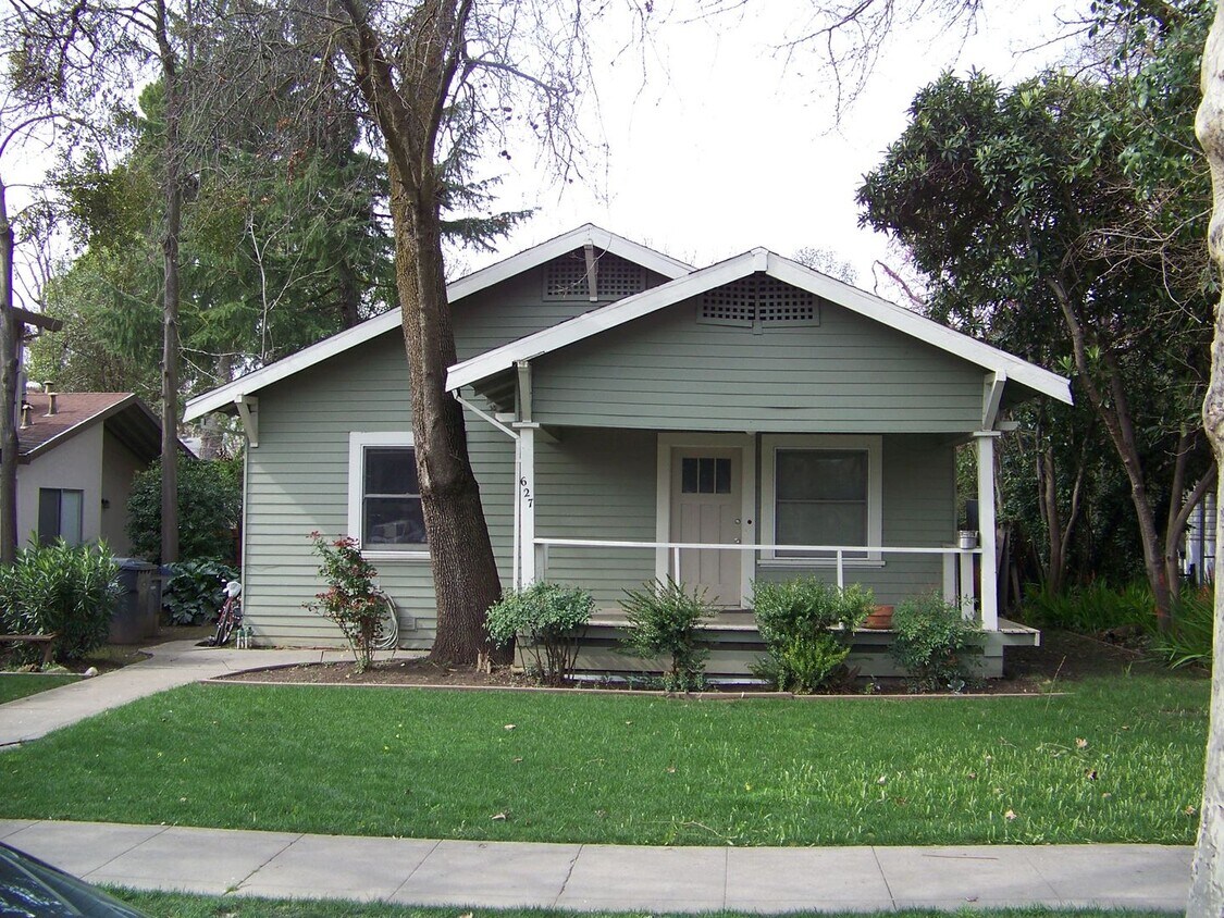 Foto principal - Great downtown location