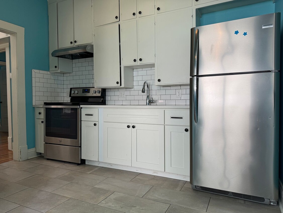 Charming Updated 2-Bed Ranch in the Heart ... - Charming Updated 2-Bed Ranch in the Heart ...