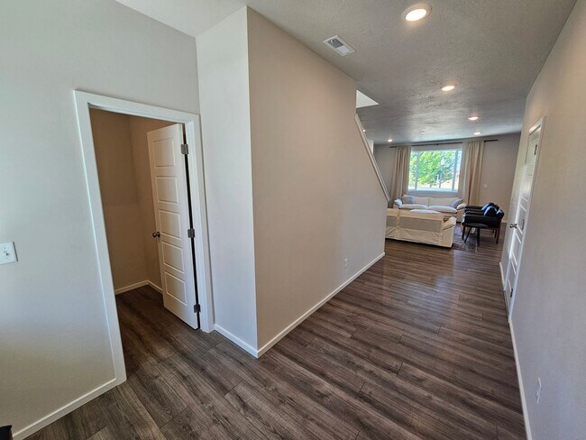 Foto del edificio - New Home in Liberty Lake