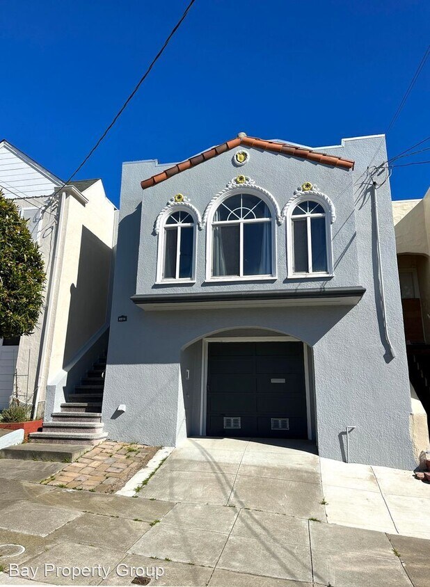 Primary Photo - 5 br, 3 bath House - 2218 26th Ave.