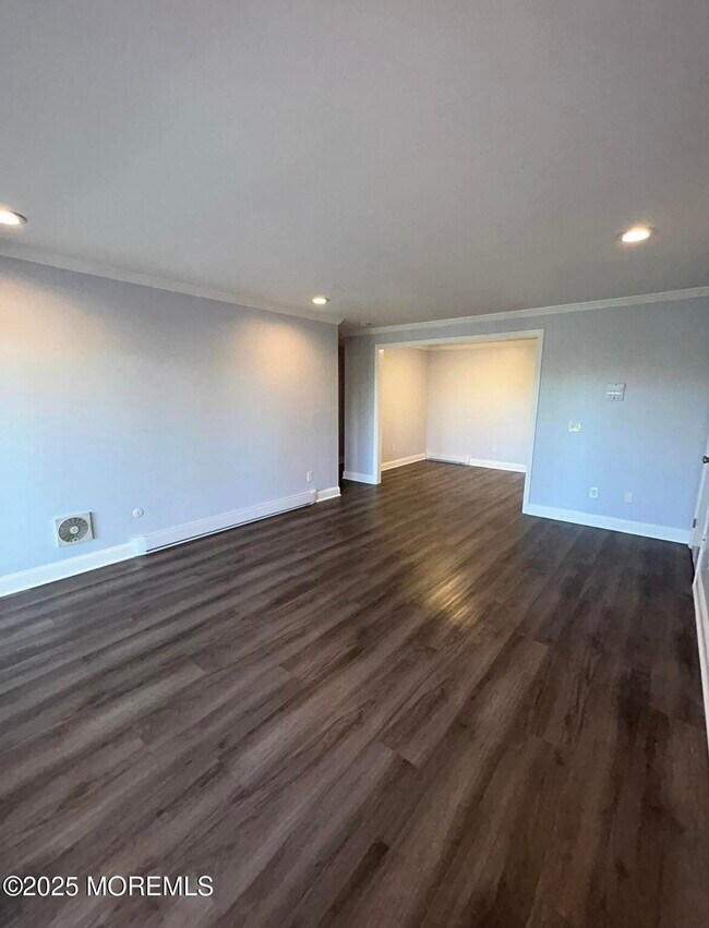 Foto del edificio - 330 Shore Dr