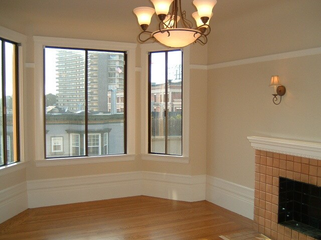 Front Room - 2942 Larkin St